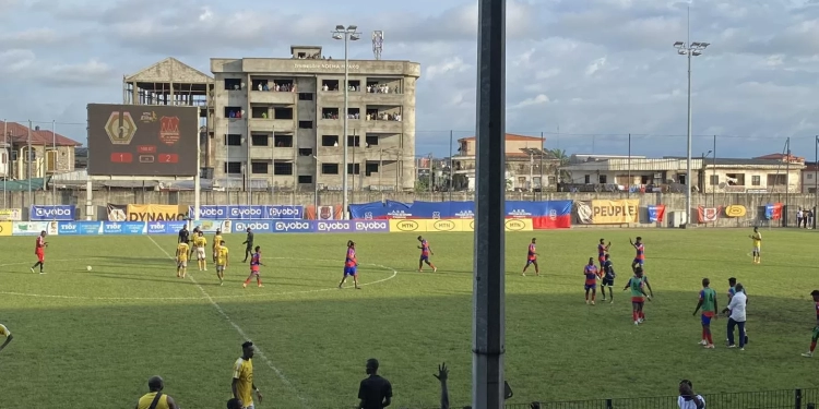 Elite One Bamboutos de Mbouda inflige à Dynamo de Douala sa première