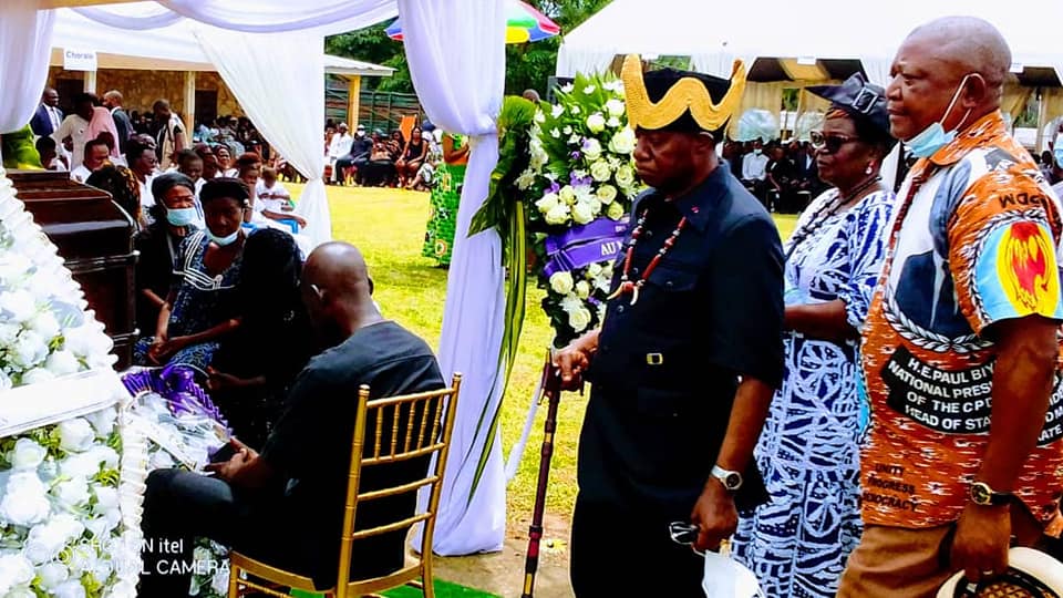 inhumation de François Ella Ndongo, frère cadet du Pr. Jacques Fame Ndongo