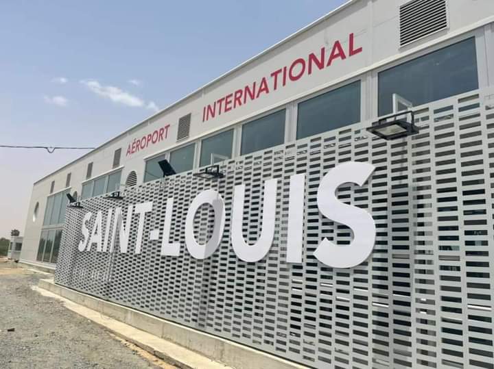 l'aéroport international de Saint-Louis