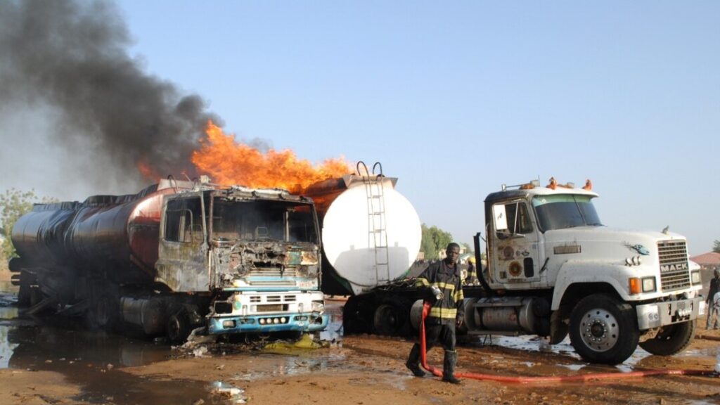 l'explosion d'un camion-citerne près de Johannesburg